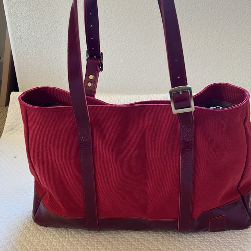 WiINE TOTE by Winemaker STELLAREESE